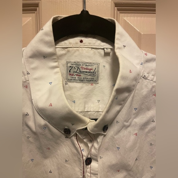 7 Diamonds Vintage Short Sleeve Button-up - Picture 2 of 4